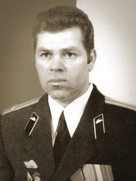 Фото Спасали людей после ядерного взрыва. Обнародованы кадры 25 новосибирцев при ликвидации катастрофы на Чернобыльской АЭС 10 - Сиб.ФМ Фото Спасали людей после ядерного взрыва. Обнародованы кадры 25 новосибирцев при ликвидации катастрофы на Чернобыльской АЭС 10